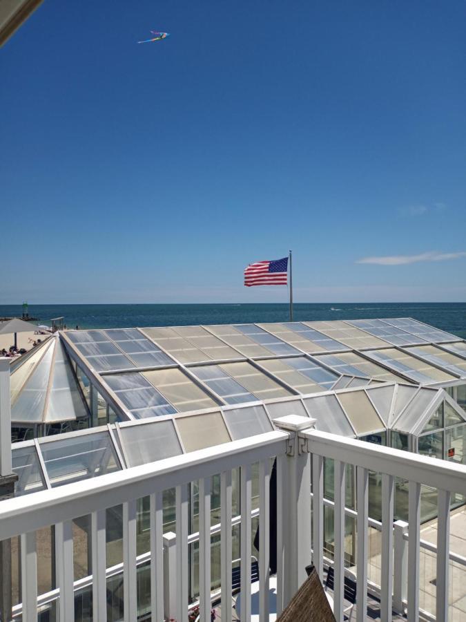Ocean Club On Smuggler'S Beach South Yarmouth Exterior photo