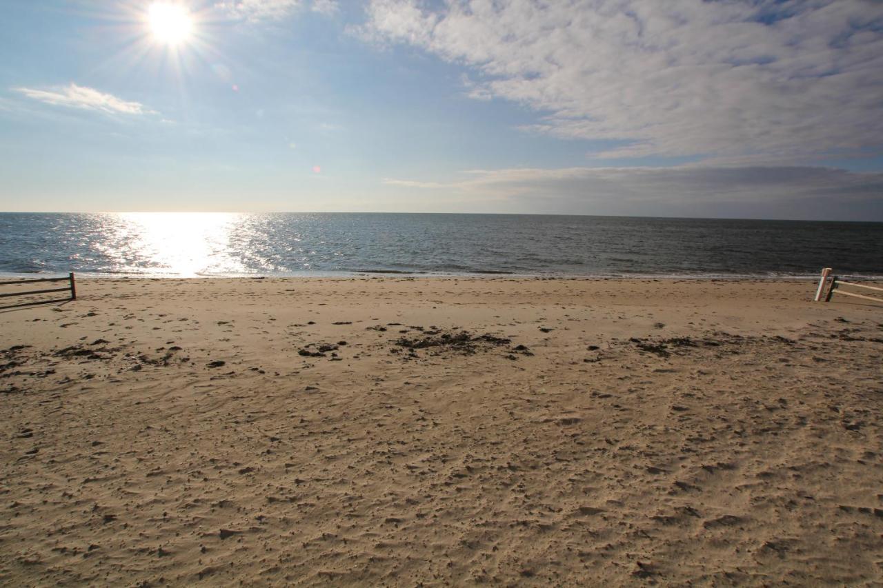 Ocean Club On Smuggler'S Beach South Yarmouth Exterior photo