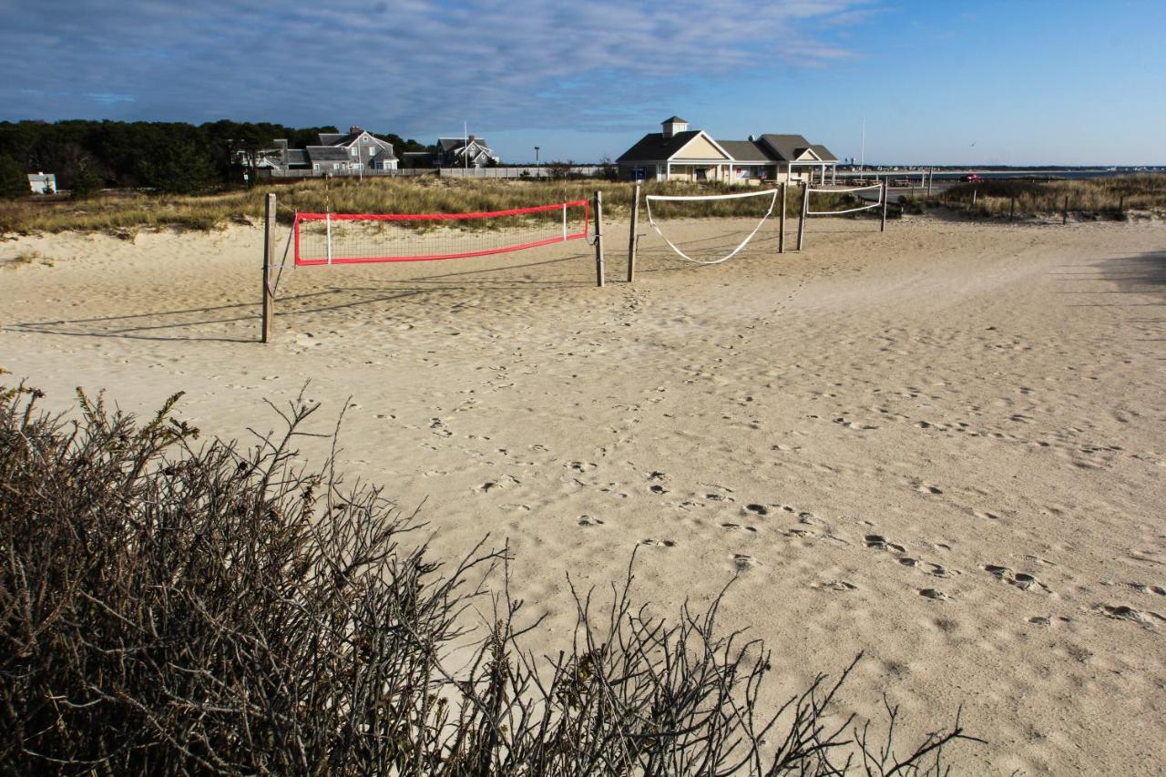 Ocean Club On Smuggler'S Beach South Yarmouth Exterior photo